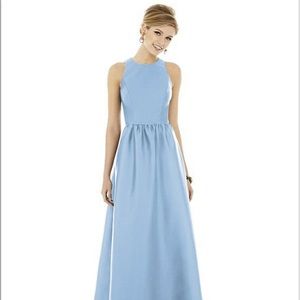 Alfred Sung Bridesmaid Dress D707